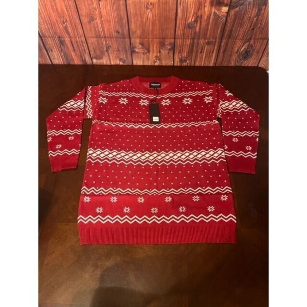Heimish USA Red‎ Holiday Christmas Sweater With White Snowflake Pattern